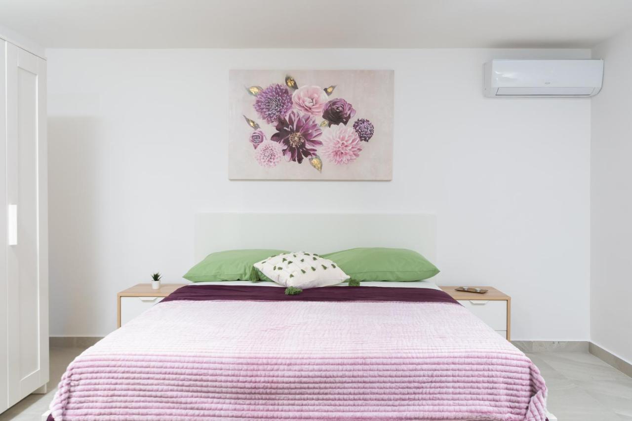 Studio Apartment Mali Medulin Exteriör bild
